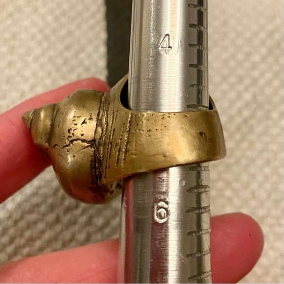 Alkemie Jewelry shell ring. - Picture 8 of 12